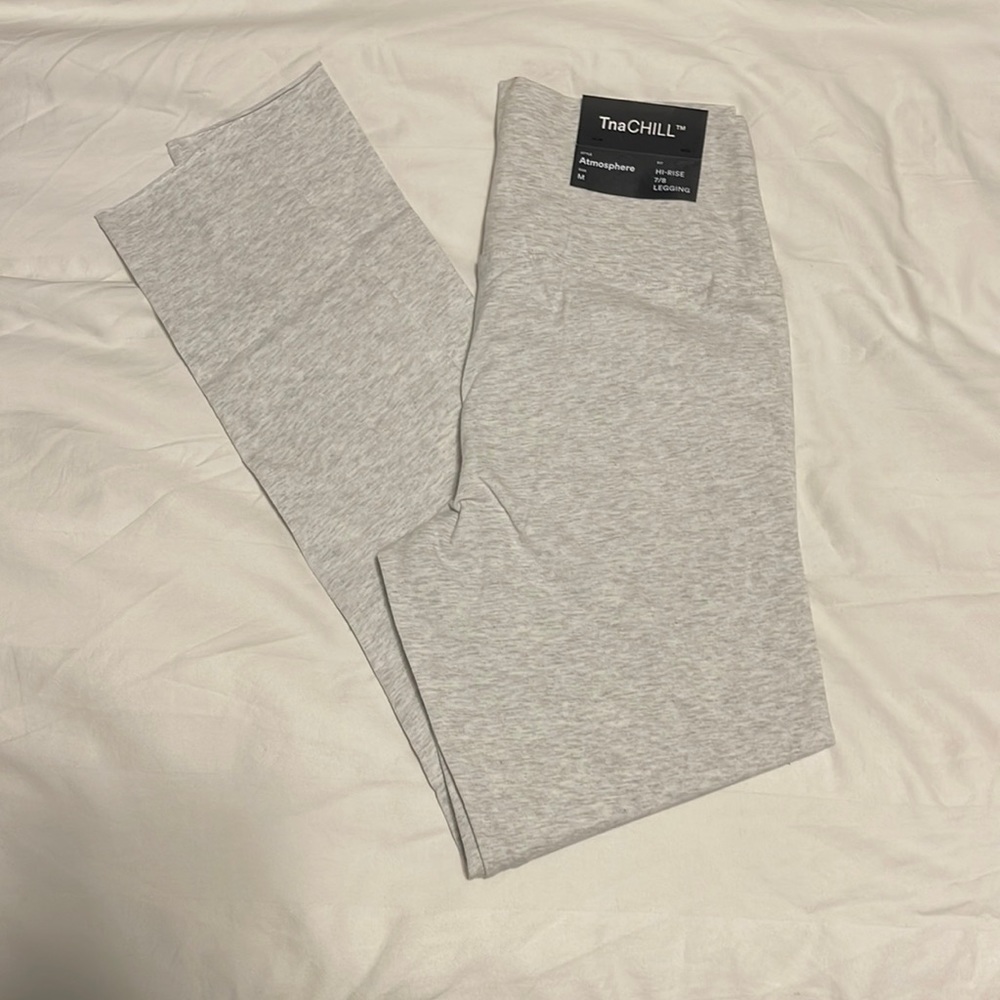 Aritzia leggings